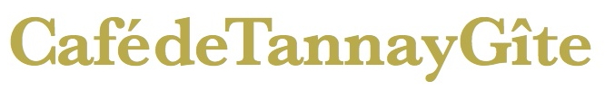 Caf� de Tannay banner gold
